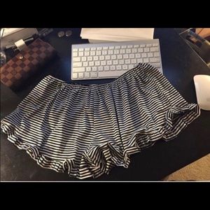 brandy melville black and white vodi shorts